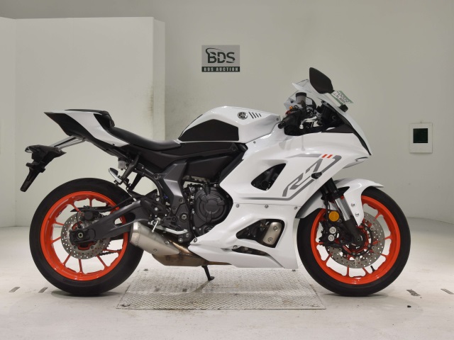 Yamaha YZF-R7-2 2023