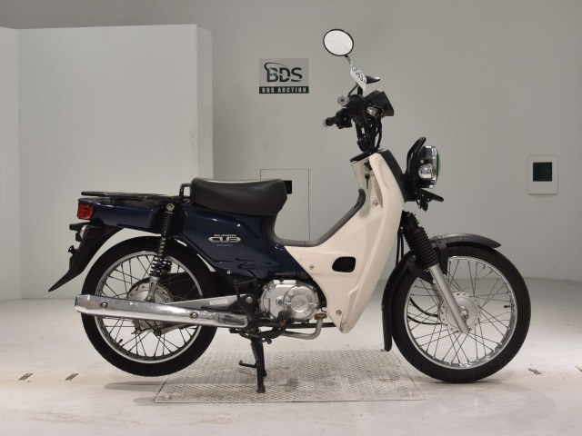 Honda CC110 CROSSCUB 2016