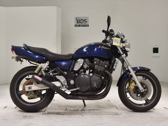 Suzuki GSX400 INAZUMA 2002