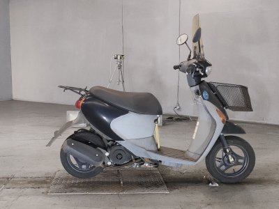 Suzuki LETS4