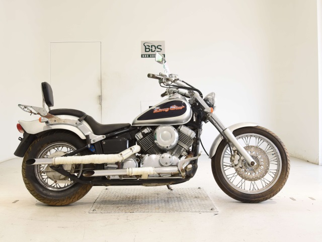 Yamaha DRAGSTAR XVS400 1996