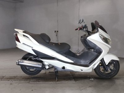 Suzuki SKYWAVE 250S