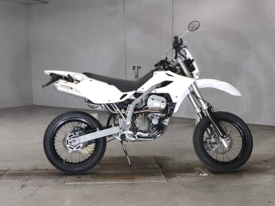 Kawasaki D TRACKER 2004