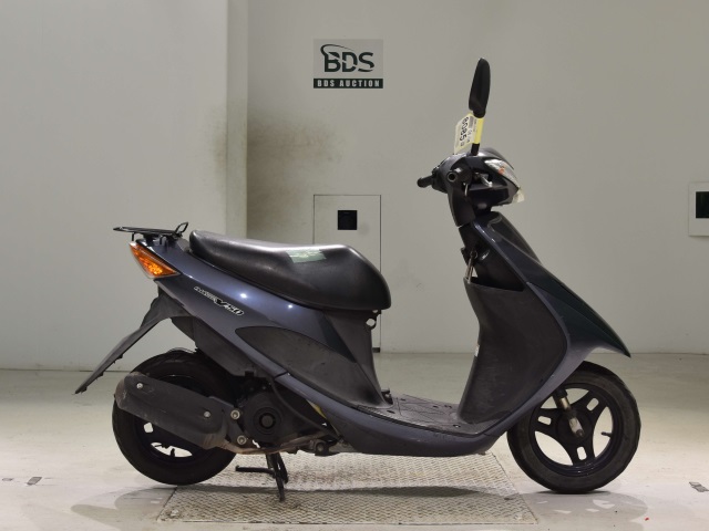 Suzuki ADDRESS V50