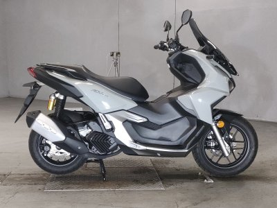 Honda ADV 160 2025