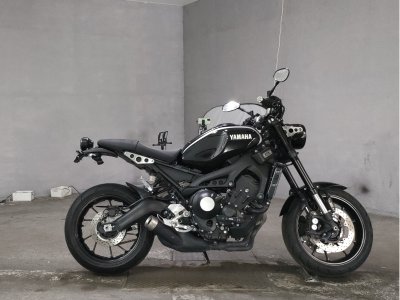 Yamaha XSR900 2048
