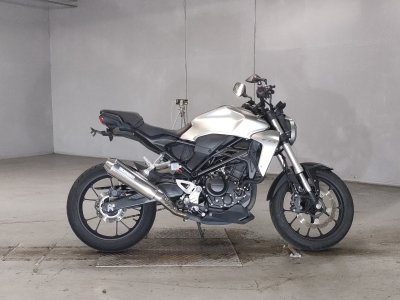 Honda CB250R 2018