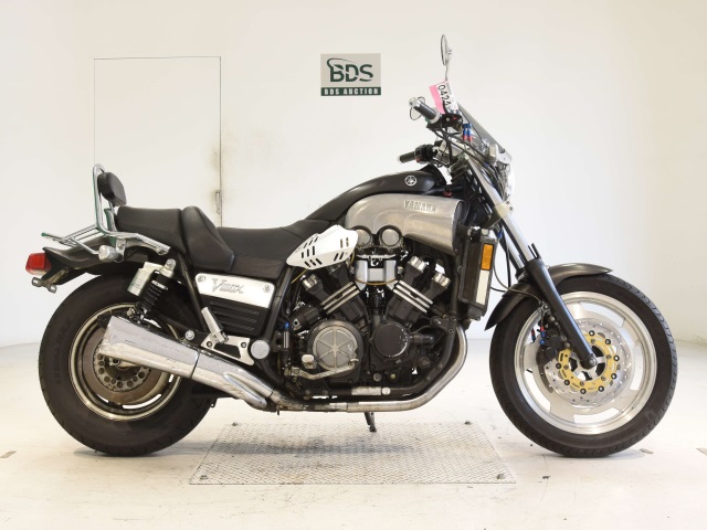 Yamaha V-MAX1200 2004