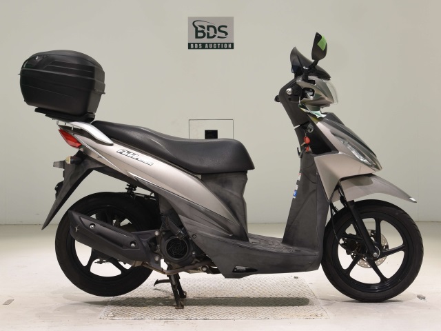 Suzuki ADDRESS V110