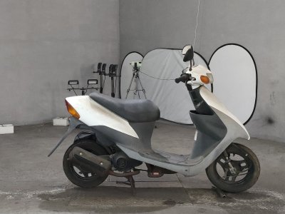 Suzuki LETS2