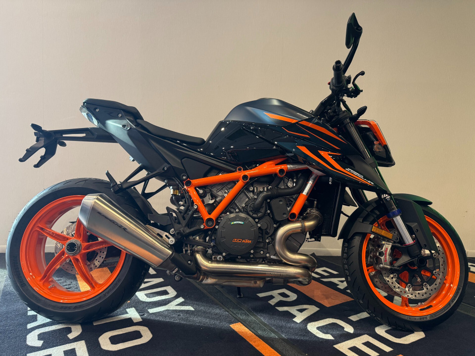 KTM 1290 SUPERDUKE R 2023