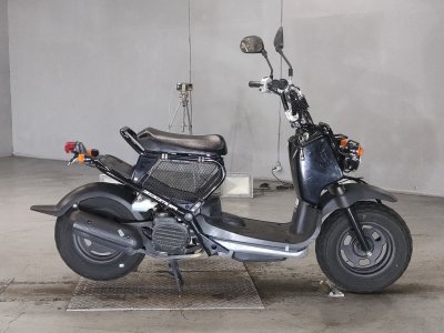 Honda ZOOMER 2011