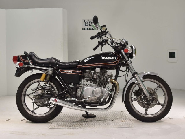 Suzuki GS400 2022