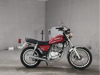 Suzuki GN125 2017