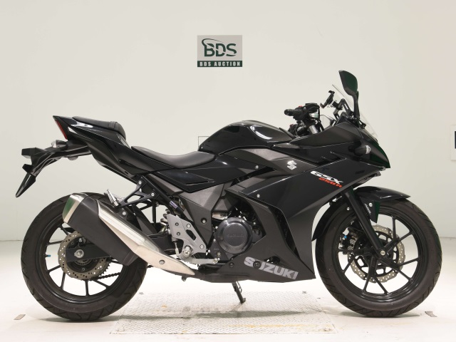 Suzuki GSX250R