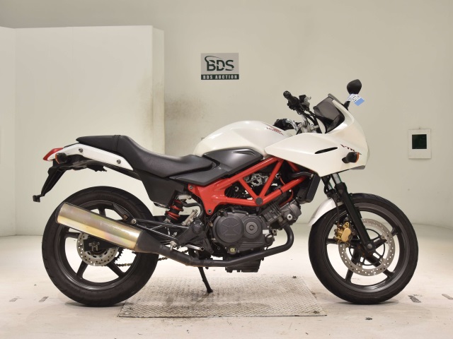 Honda VTR250F 2013