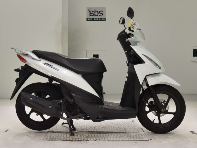 Suzuki ADDRESS V110