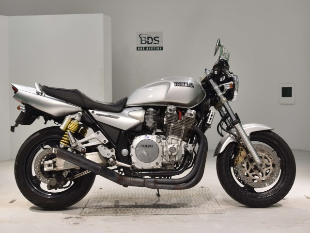 Yamaha XJR1300 1998