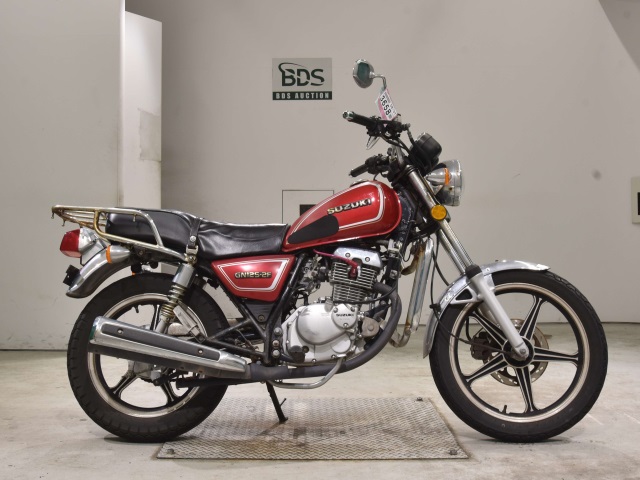 Suzuki GN125-2F 2014