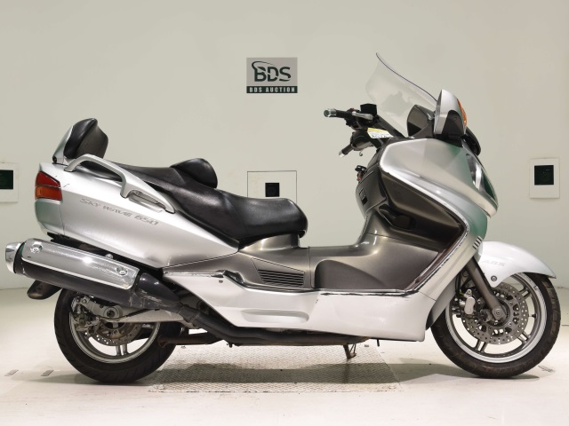 Suzuki SKYWAVE 650LX 2005