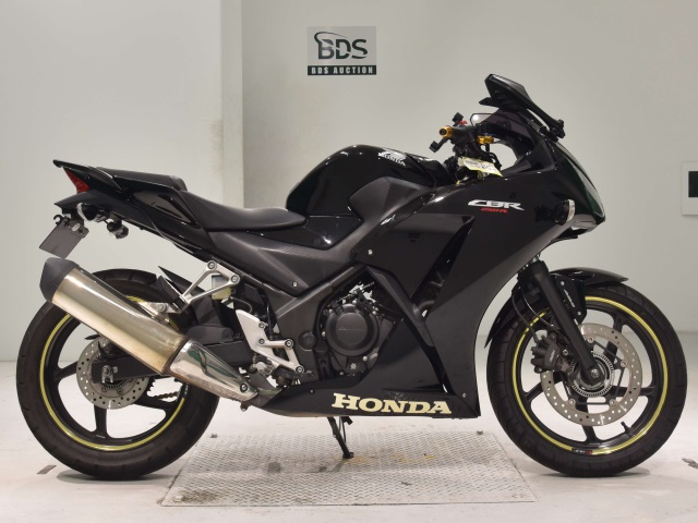 Honda CBR250RA 2015