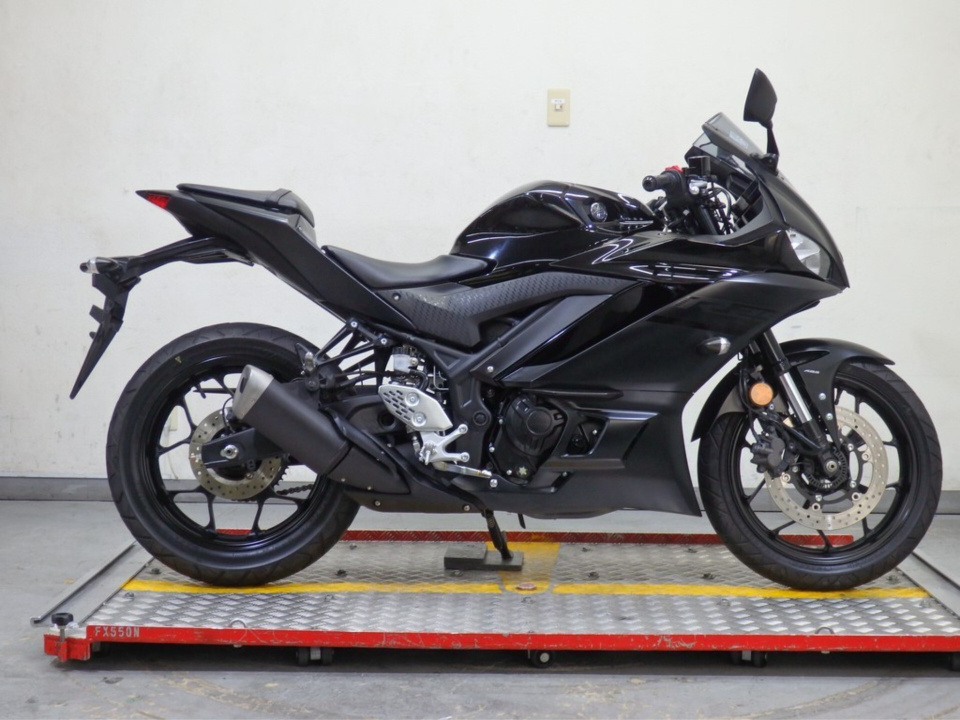 Yamaha YZF-R25A