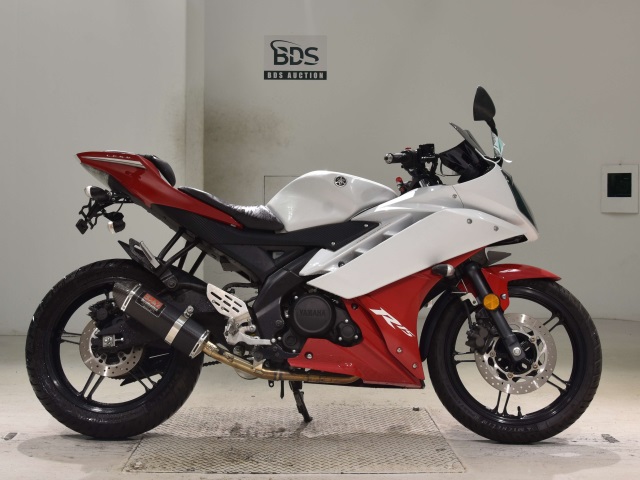 Yamaha YZF-R15 2013