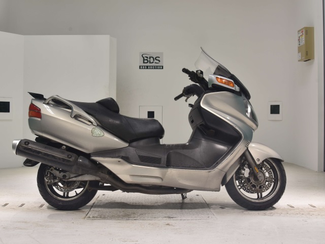 Suzuki SKYWAVE 650 2003
