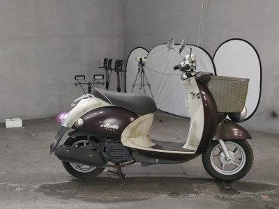 Yamaha VINO MORPHE 2011