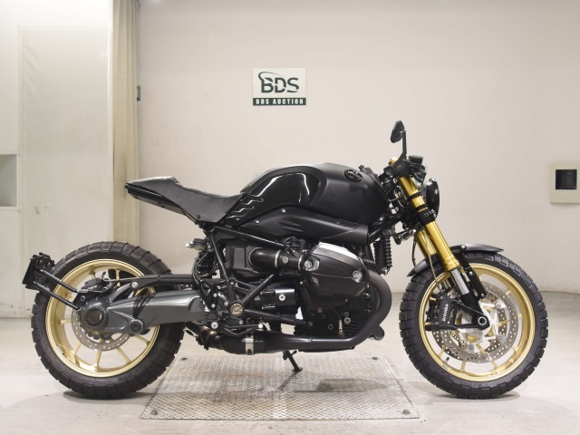 BMW R NINE T 2014