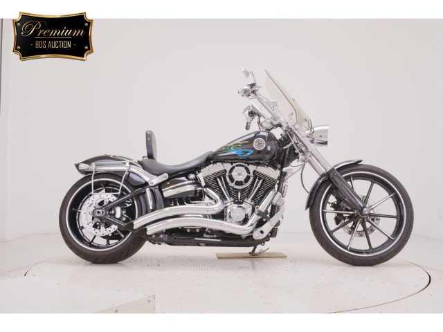 HD BREAKOUT FXSB1580 2015