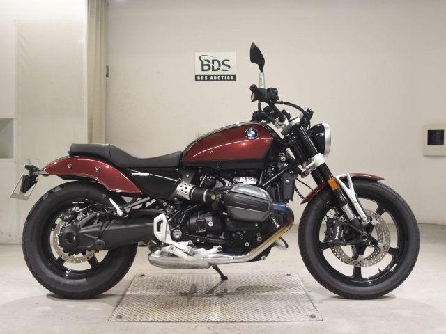 BMW R12 2024