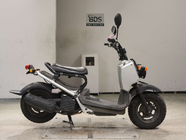 Honda ZOOMER 2001