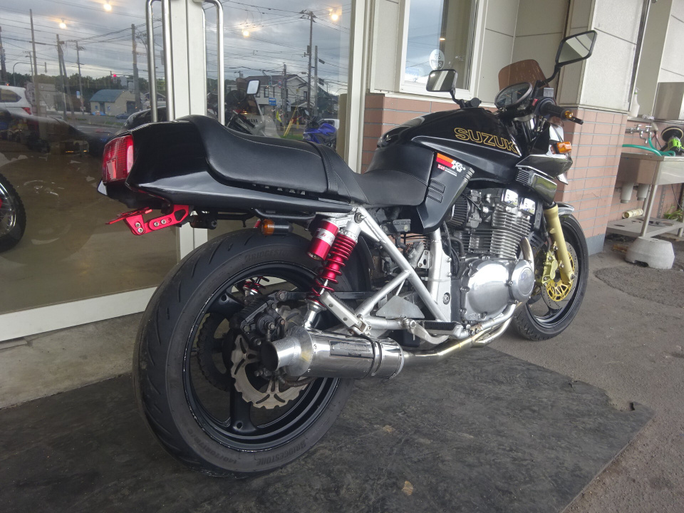 Suzuki GSX400S KATANA 1992