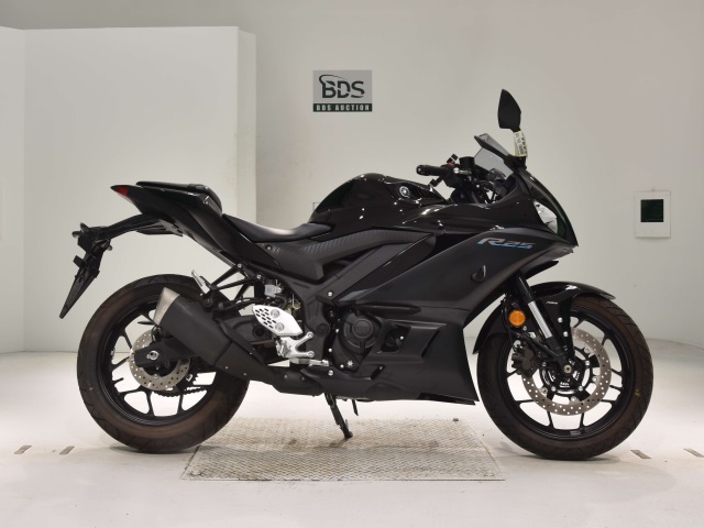 Yamaha YZF-R25A 2022