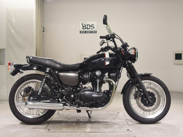 Kawasaki W800-2 STREET 2022