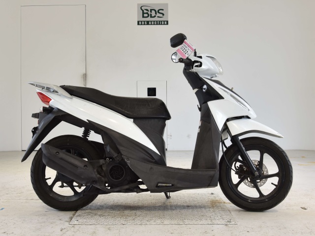 Suzuki ADDRESS V110