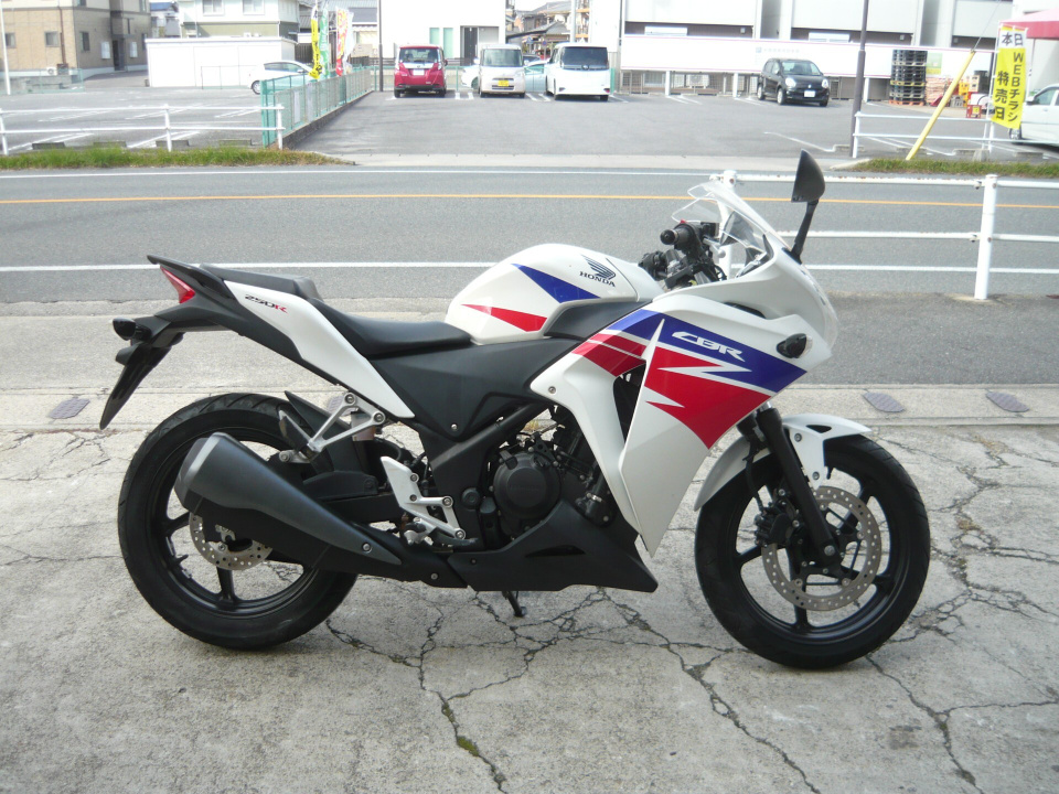 Honda CBR250R 2013