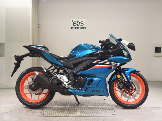 Yamaha YZF-R25 2021
