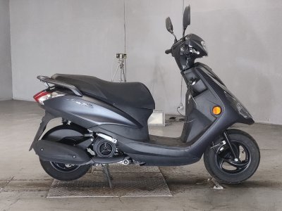 Yamaha AXIS Z