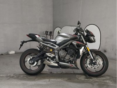 Triumph STREET TRIPLE RS