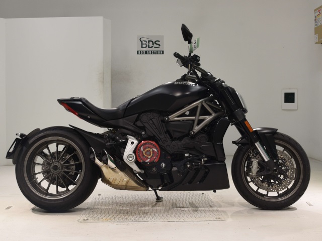 Ducati X DIAVEL 2016