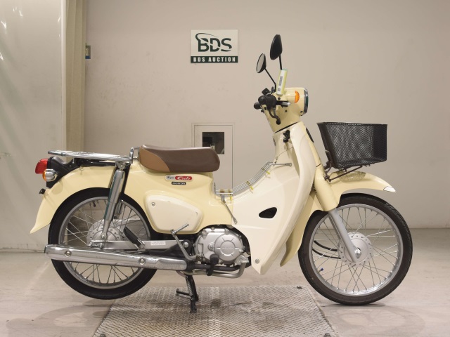 Honda C110 2020