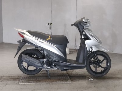 Suzuki ADDRESS V110
