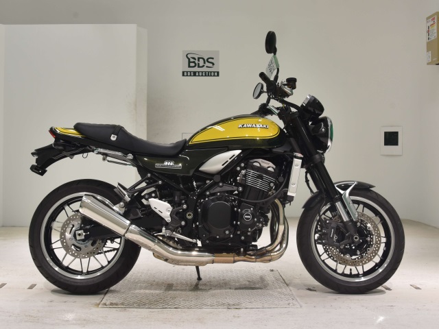 Kawasaki Z900RS 2024