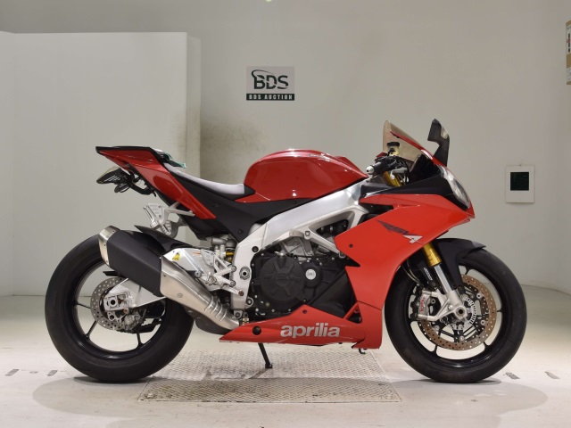 Aprilia RSV4R 2018
