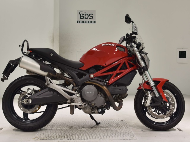 Ducati MONSTER 696 2012