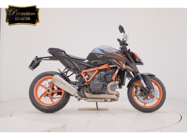 KTM 1290 SUPERDUKE R 2025