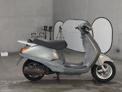 Honda LEAD100 1999