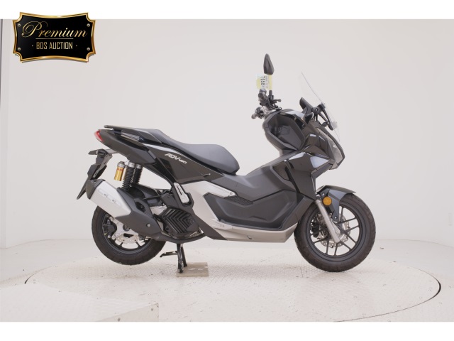 Honda ADV 160 2025